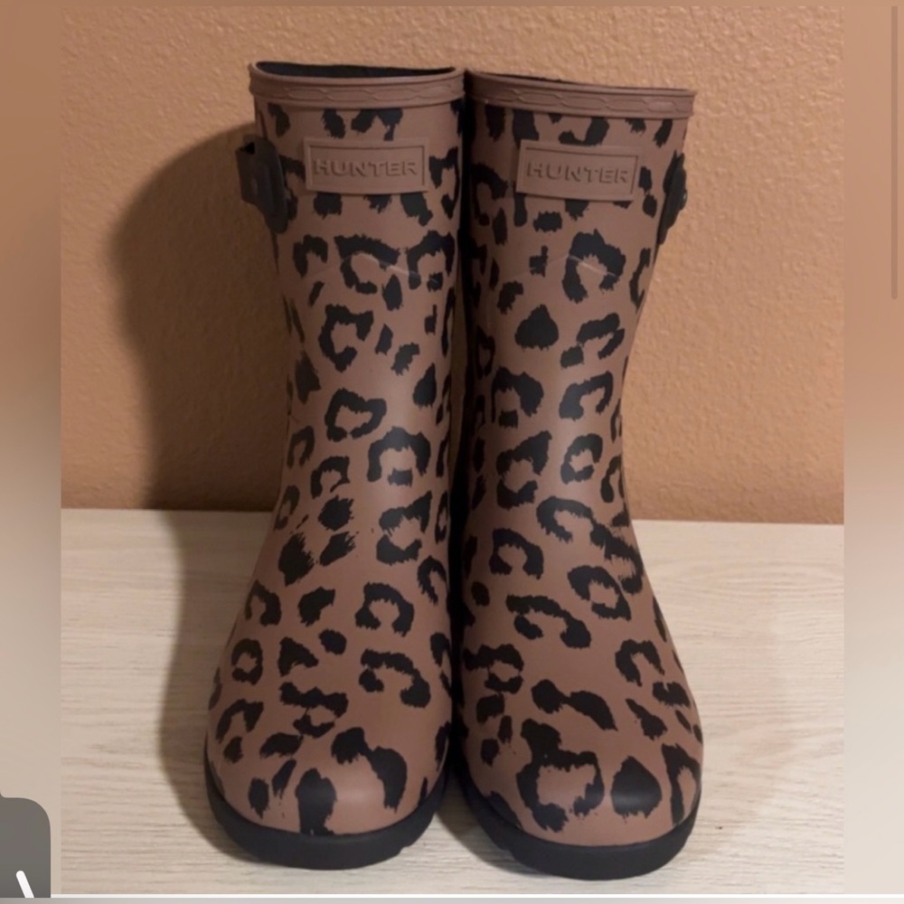 Hunter Boots, Short Cheetah - Picture 4 of 5